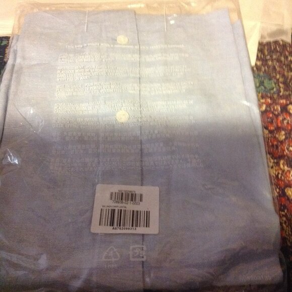 Banana Republic Men's Light Blue Button-Down Polo Shirt - Large - New with Tags - Picture 6 of 6